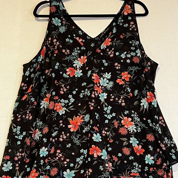 Lane Bryant Tops - Lane Bryant Size 20 (2X) Chiffon Dark Floral Print Flowy Sleeveless Blouse Tank‎